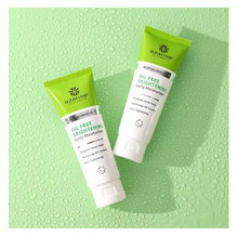 Muat gambar ke penampil Galeri, Azarine Oil Free Brightening Daily Moisturizer (100% ORIGINAL) BPOM