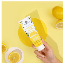 Muat gambar ke penampil Galeri, Azarine Brightening Facial Cleanser 60 Ml (100% ORIGINAL) C WHITE BPOM